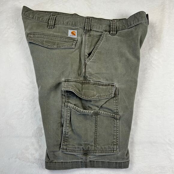 Carhartt Men's Cargo Utility Shorts Size 38X10 Green - Picture 1 of 9